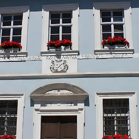 Herrmanns-ferienhaus 1 *